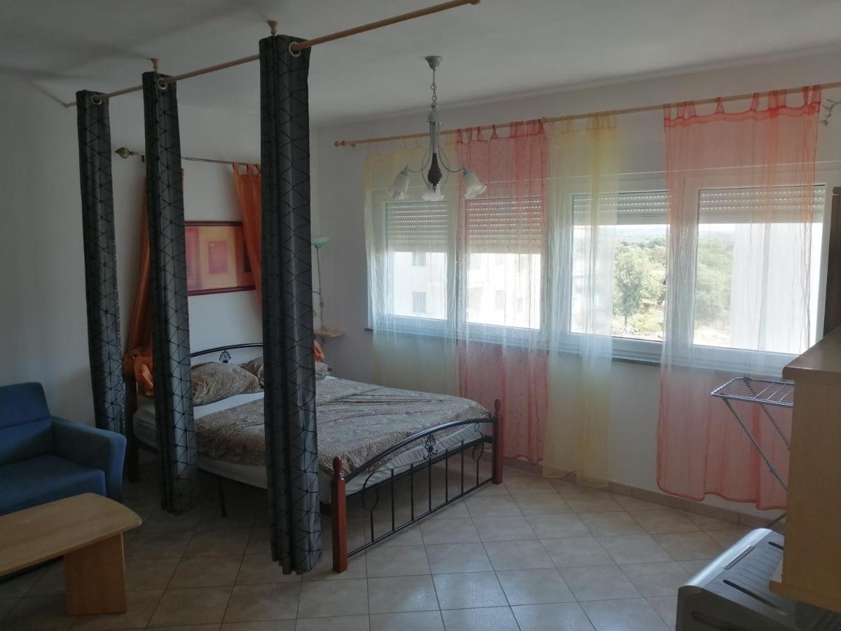 Lea Apartma