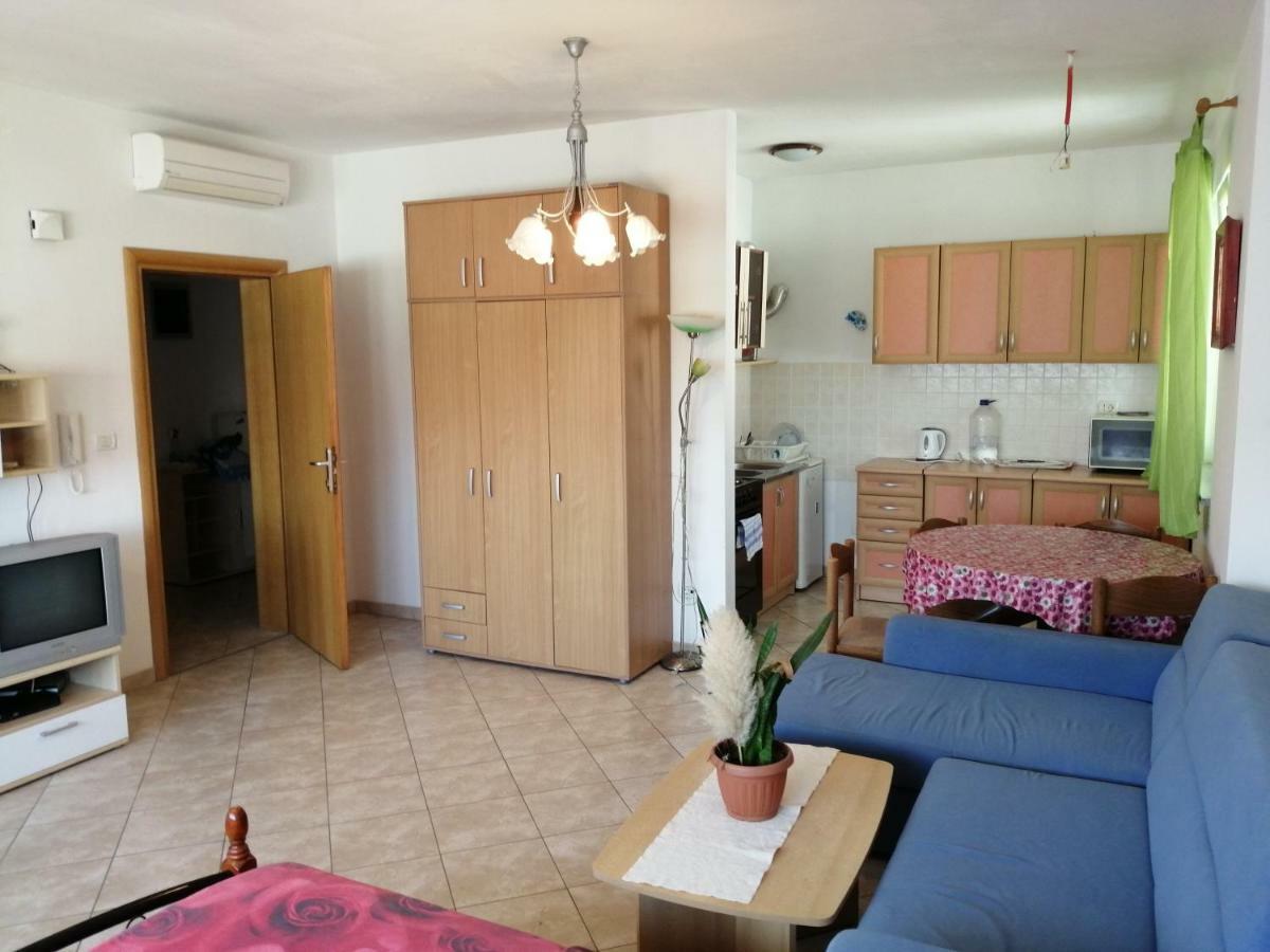 Lea Apartma *